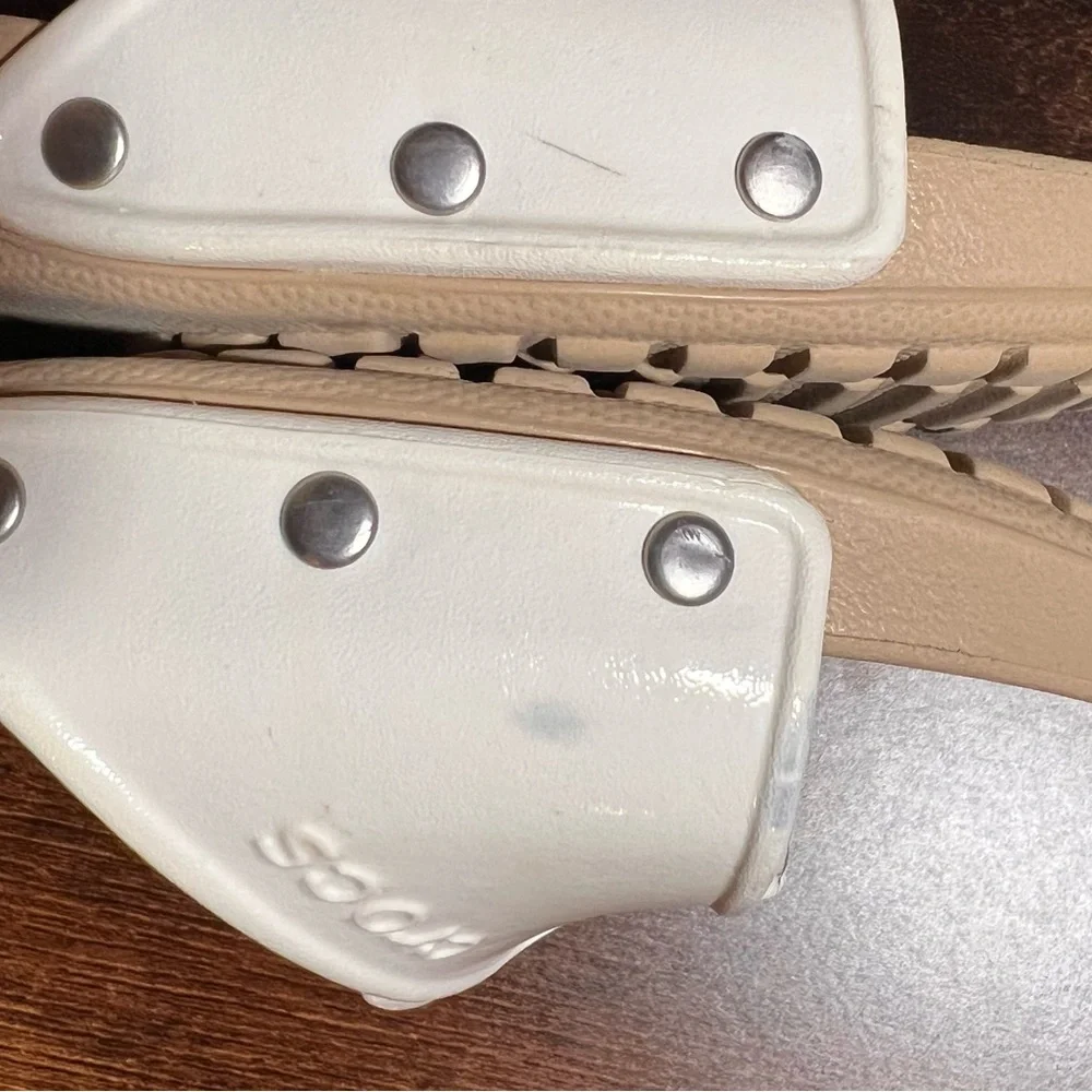 CROCS Classic White Slide Sandals - Picture 4 of 7